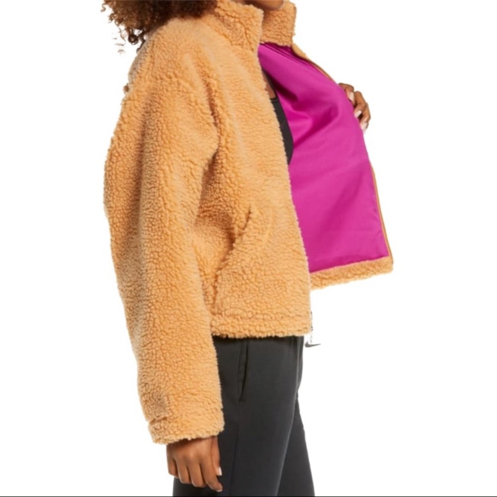 ⭐️HP NWT Nike Swoosh Oversized Teddy Sherpa Zip Up - Picture 6 of 16